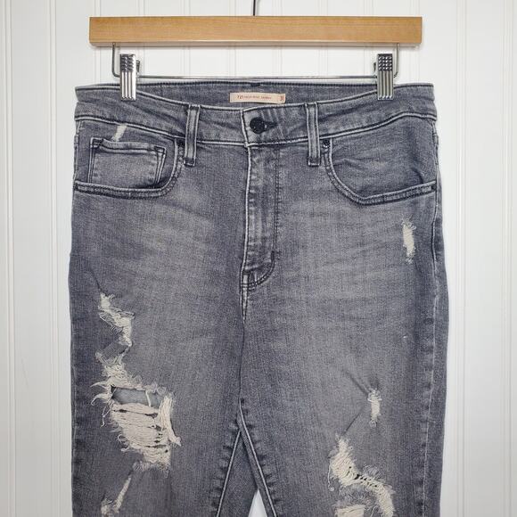 Levi's Women's 721 High Rise Skinny Jeans Size 31 Vintage Black Wash Distressed - Picture 2 of 9